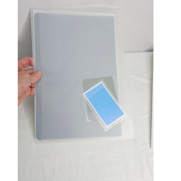 Magnetic Privacy Screen for Macbook Pro 13" 2016-2022 M1, M2  Macbook Air 13 in - Picture 5 of 8